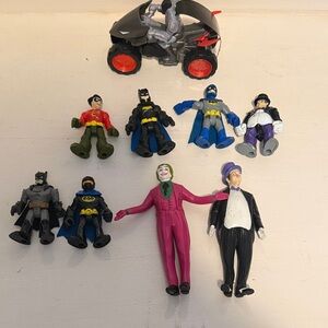 9 piece DC Batman action figure toy lot robin joker penguin Batman vehicle